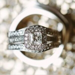 3 Band White Gold and Diamond Ring set